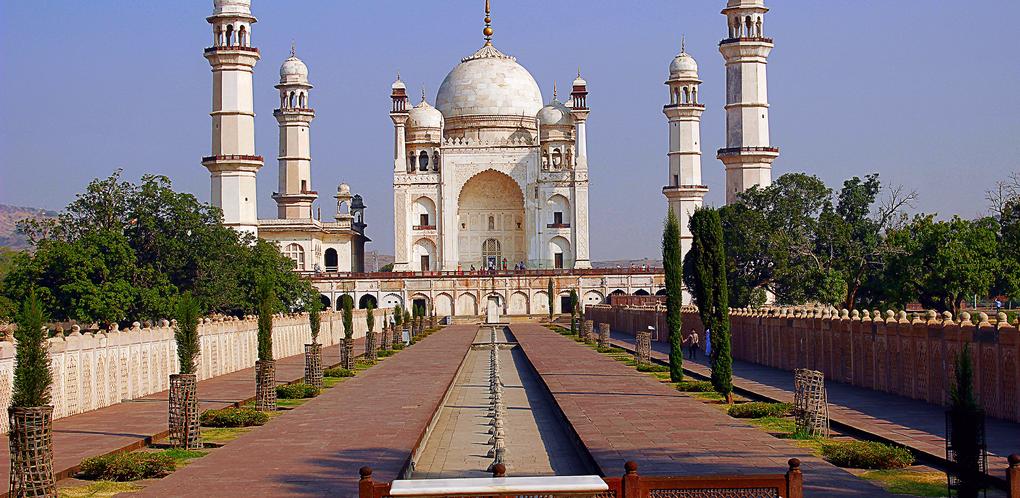 Pune to Aurangabad Taxi Service